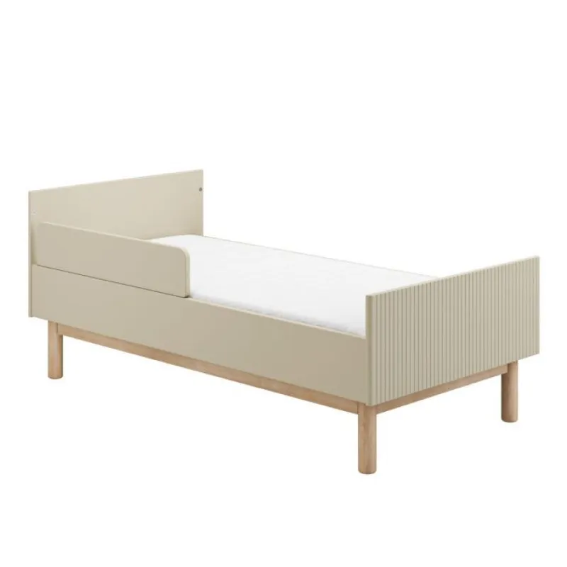 Zīdaiņu gulta 140x70 (Stripe kolekcija)
