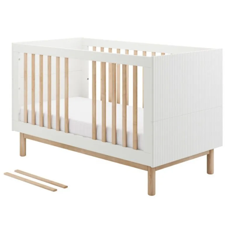 Zīdaiņu gulta 140x70 (Stripe kolekcija)