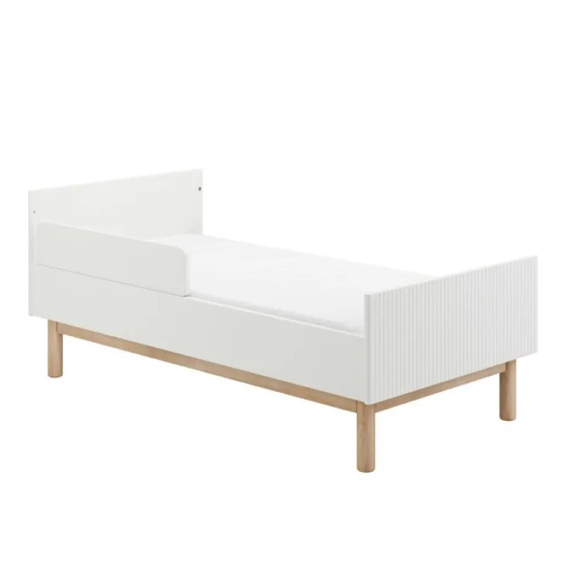 Zīdaiņu gulta 140x70 (Stripe kolekcija)