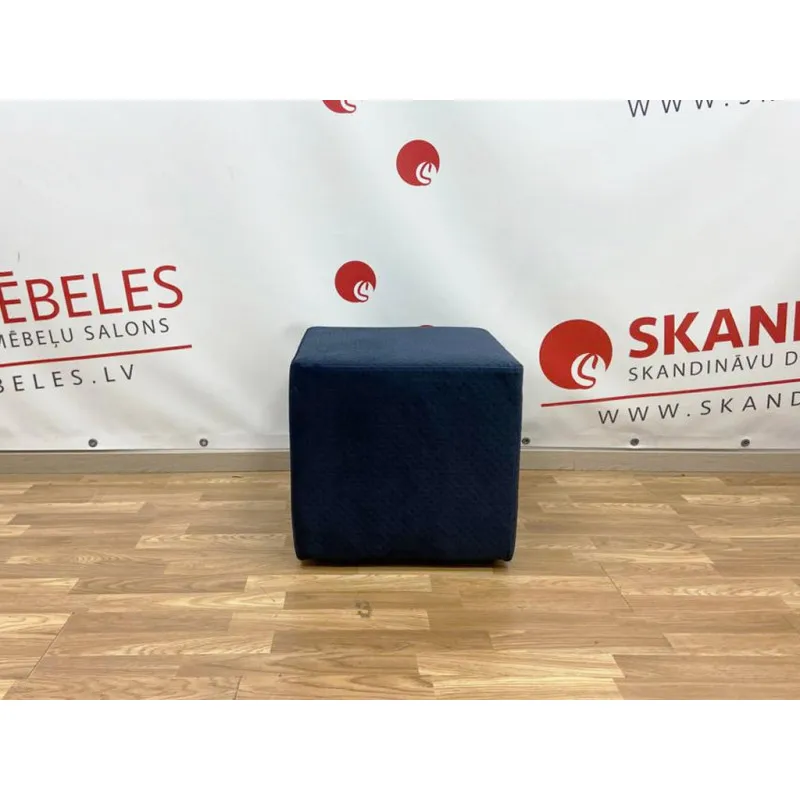 Pufs KUBIC (Velveta 4. grupas audums) Pufs KUBIC (Velveta 4. grupas audums)