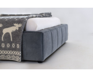 Lova Este (Viengulė)