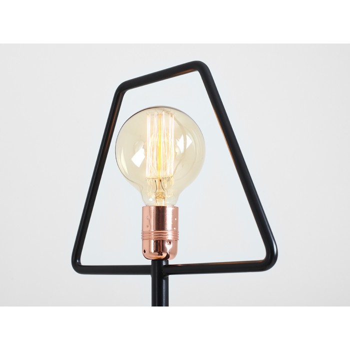 FIRKANT stalinė lempa (galda) FIRKANT stalinė lempa (galda)