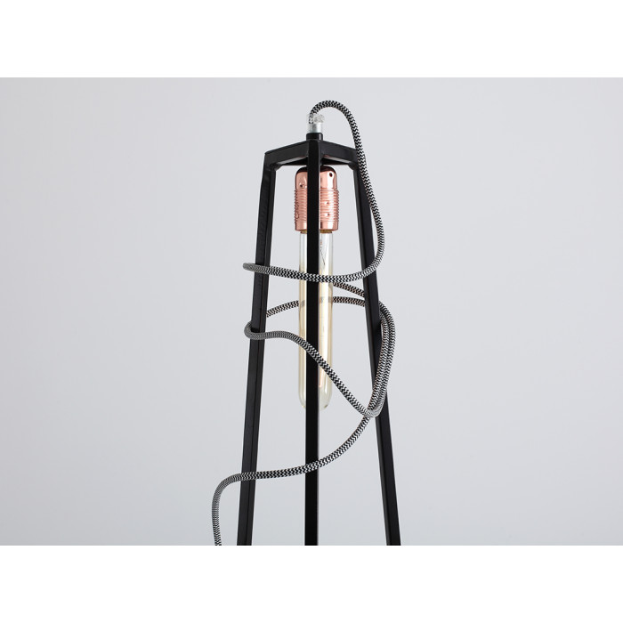 Egaleo Floor lempa (stovinti lempa)