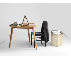Lampa TRIMETRIC TABLE (galda)