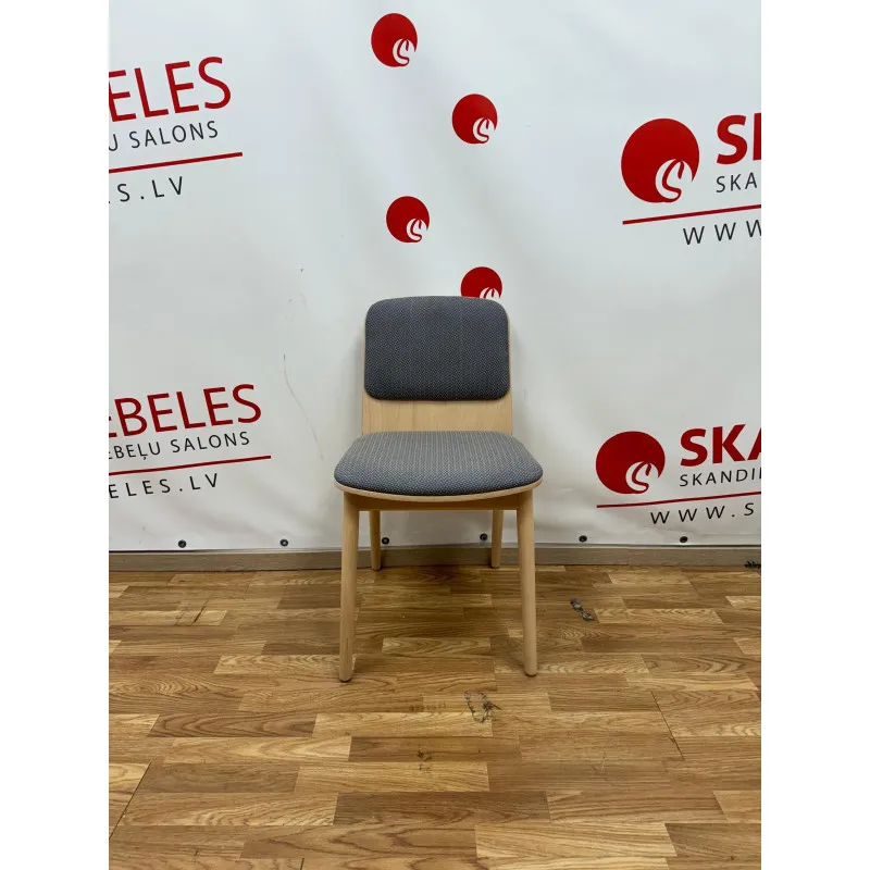 Virtuvės kėdė A-4395 (Ekspozicija) Virtuvės kėdė A-4395 (Ekspozicija)